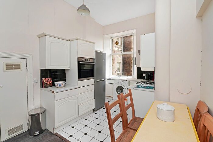 2 Bedroom Flat For Sale In / Spottiswoode Street, Marchmont, Edinburgh, EH9
