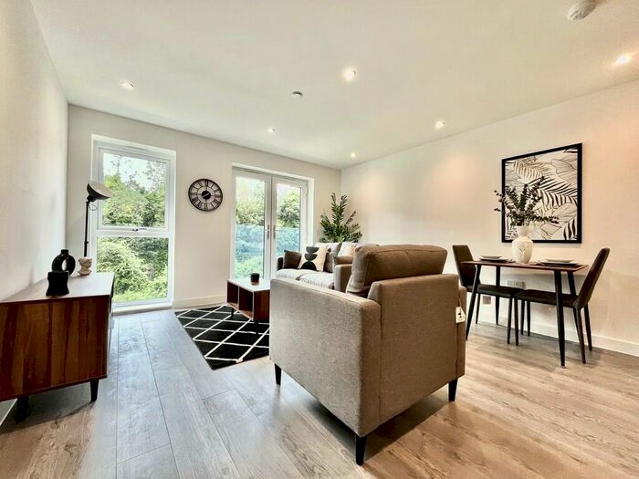 1 Bedroom Apartment To Rent In Alexandra Park, LS4