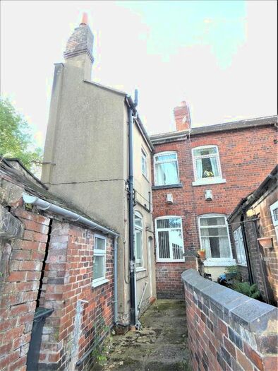 1 Bedroom Flat To Rent In Ground Floor Flat, Victoria Street, Hartshill, Stoke-On-Trent, ST4