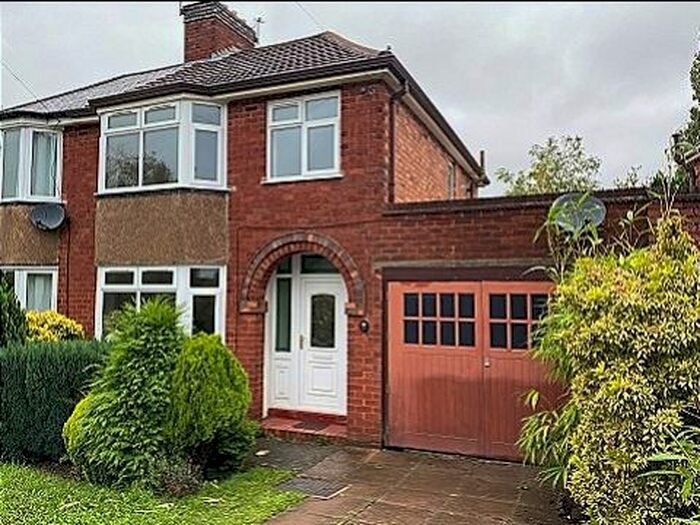 3 Bedroom Semi-Detached House To Rent In Lytton Avenue, Penn, Wolverhampton, WV4