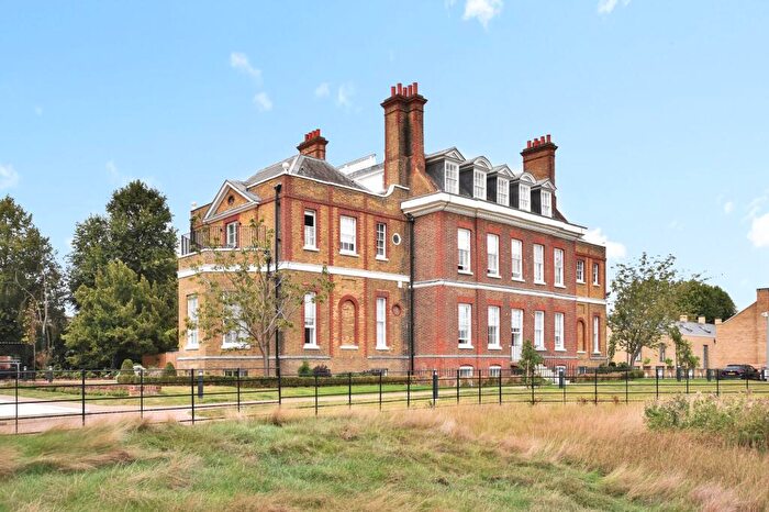 1 Bedroom Flat For Sale In Chalk Lane, Epsom, KT18