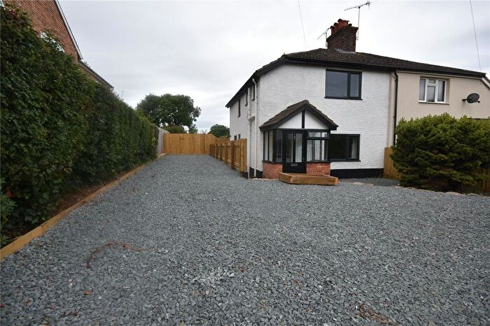 3 Bedroom Semi-detached House For Sale In Upper Welland Road, Malvern, Worcestershire, WR14
