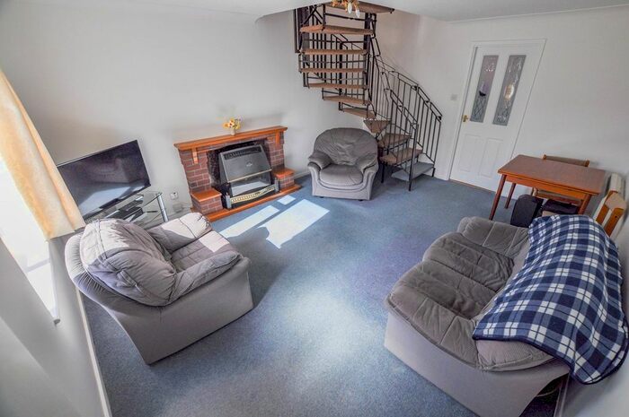 2 Bedroom End Of Terrace House To Rent In Cuthbury Gardens, Wimborne, BH21