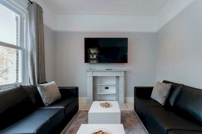 1 Bedroom Flat For Sale In Canning Road, East Croydon, Croydon, CR0