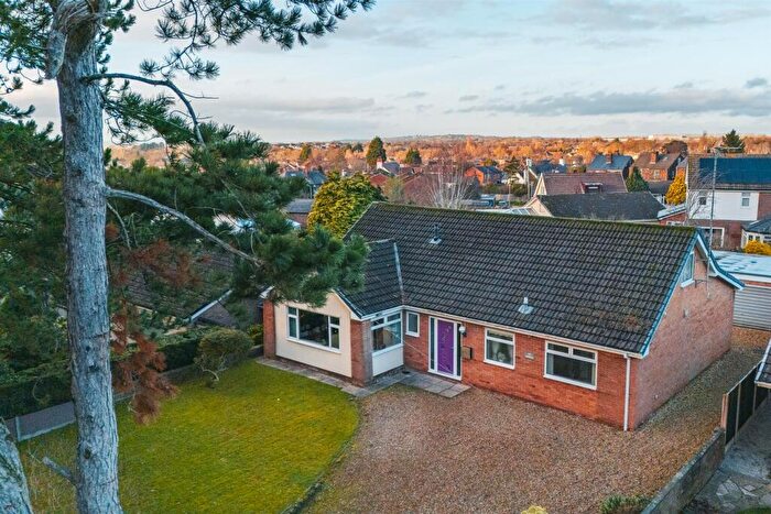2 Bedroom Detached Bungalow For Sale In Woodfall Lane, Little Neston, Neston, CH64