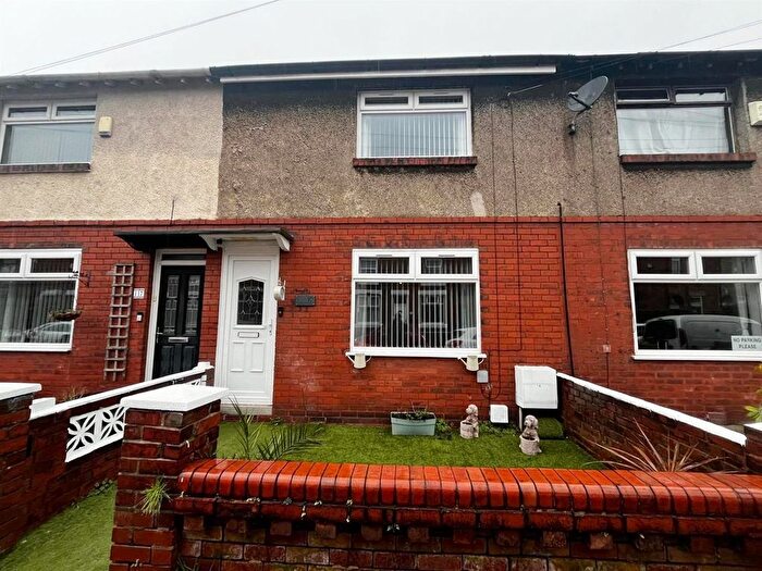 2 Bedroom Terraced House For Sale In Cowper Street, Ashton-Under-Lyne, OL6
