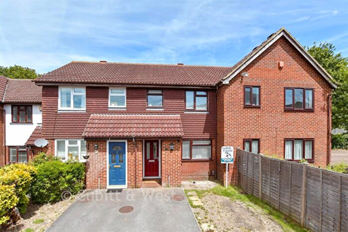 2 Bedroom Terraced House For Sale In Teazlewood Park, Leatherhead, Surrey, KT22