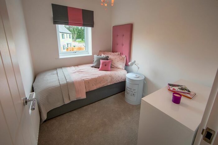 3 Bedroom Semi-detached House For Sale In Saltshouse Road, Hull, HU8