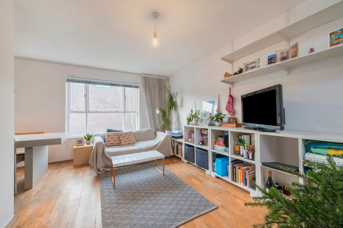 1 Bedroom Flat To Rent In De Beauvoir Square, De Beauvoir, N1