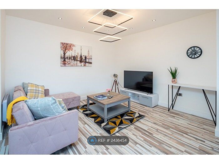 5 Bedroom End Of Terrace House To Rent In Walpole Road, London, N17