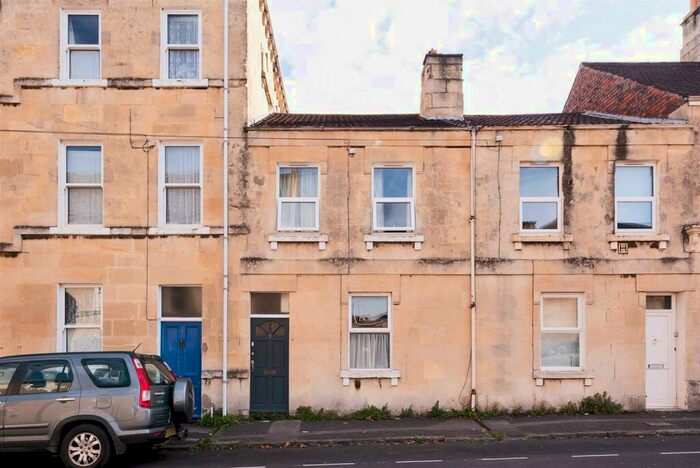 5 Bedroom Terraced House To Rent In Stuart Place, BA2