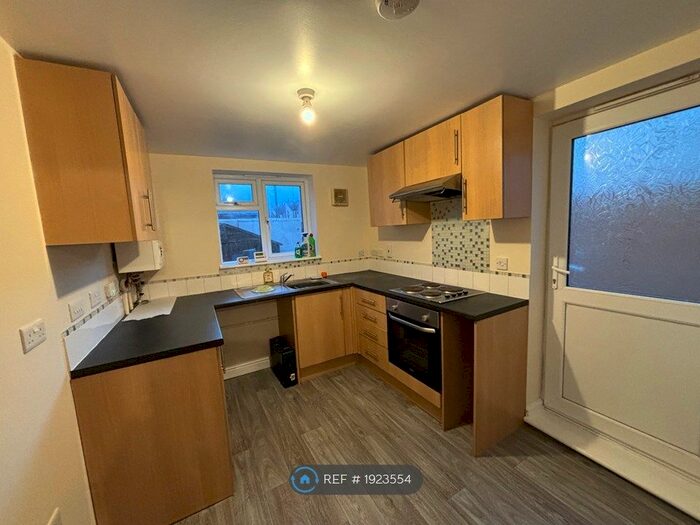 2 Bedroom Terraced House To Rent In Salisbury Road, Great Yarmouth, NR30