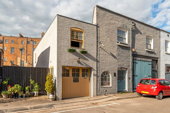 3 Bedroom Town House For Sale In Lansdown Place Lane, Cheltenham, GL50