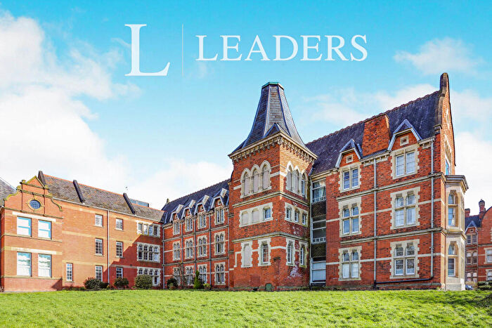 2 Bedroom Flat To Rent In Grosvenor Gate, Leicester, Leicestershire, LE5