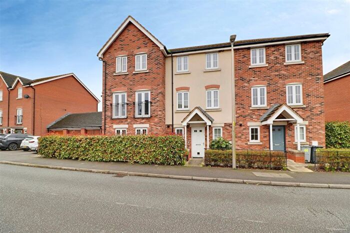 3 Bedroom Town House For Sale In Parklands Drive, Weston, Crewe, CW2