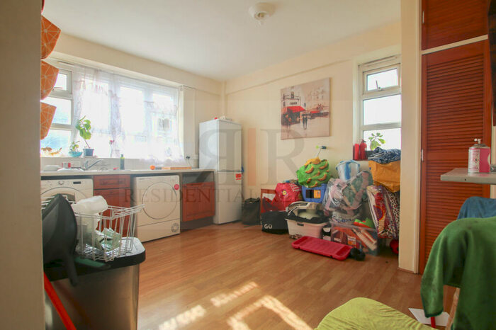 3 Bedroom Terraced House To Rent In Conant House, St. Agnes Place, London, SE11