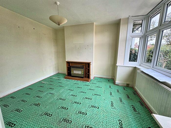 2 Bedroom Terraced House For Sale In Carrington Crescent, Wendover, HP22