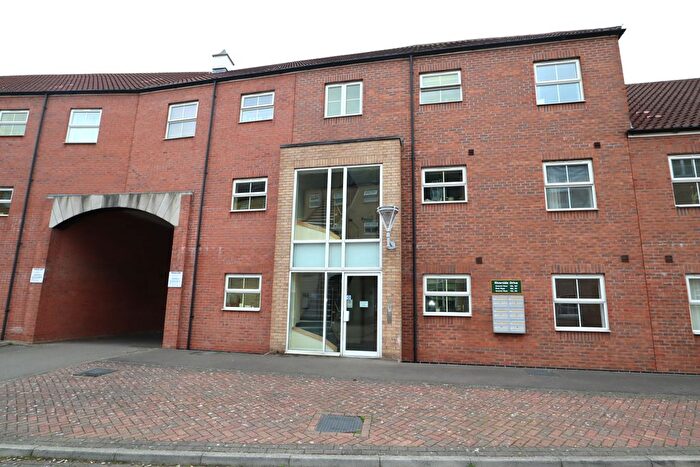 1 Bedroom Flat To Rent In Riverside Drive, Lincoln, LN5