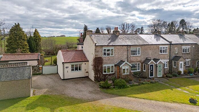 2 Bedroom Cottage For Sale In Kettle End, Barton, DL10
