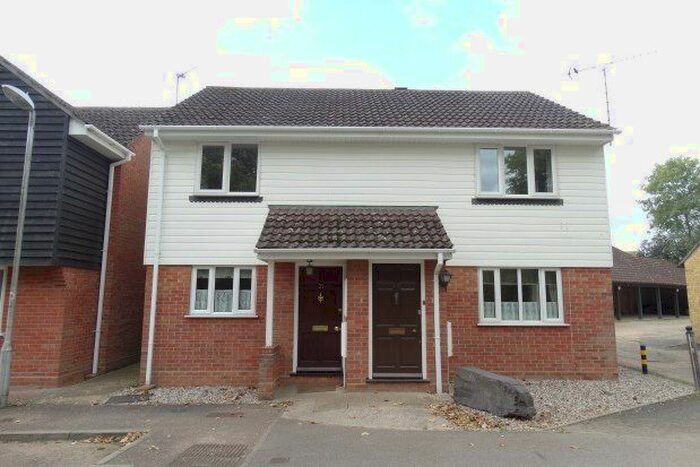 2 Bedroom Maisonette To Rent In Armiger Way, Witham, CM8