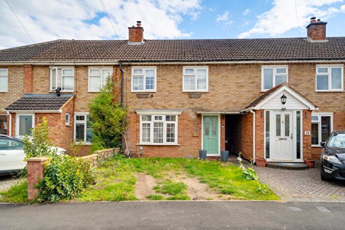 3 Bedroom Terraced House For Sale In The Close, Royston, SG8