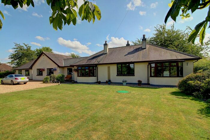 5 Bedroom Bungalow For Sale In Snarestone Road, Newton Burgoland, LE67