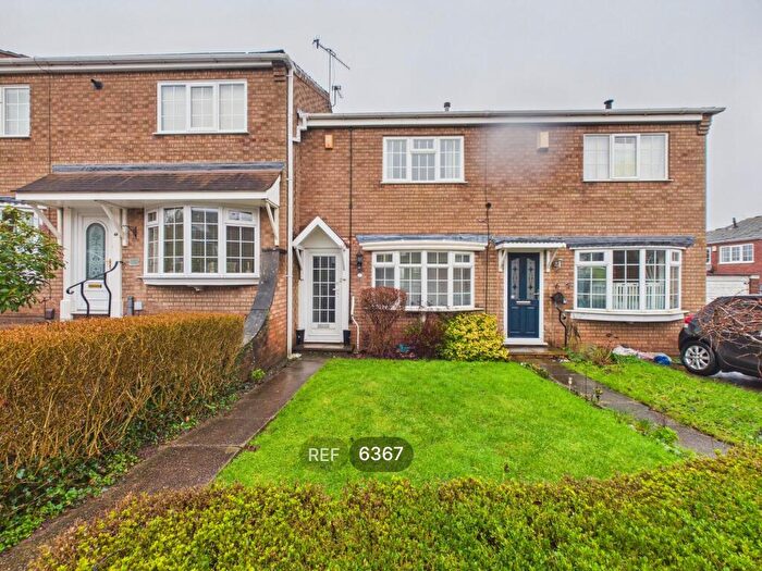 2 Bedroom Town House To Rent In Gleneagles Drive, Arnold, Nottingham, NG5