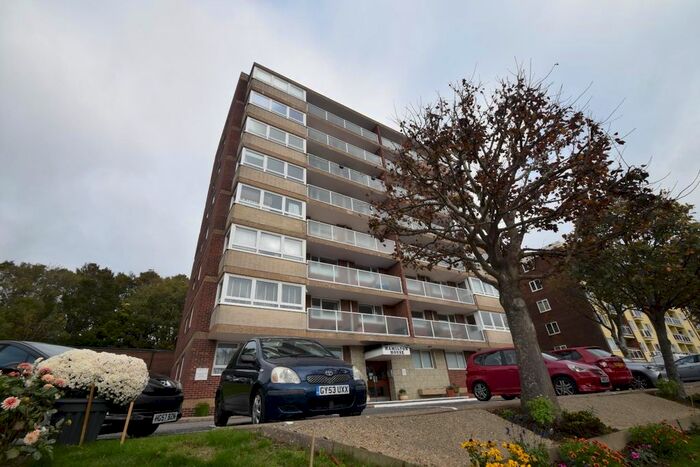 2 Bedroom Flat To Rent In Upperton Road, Eastbourne BN21