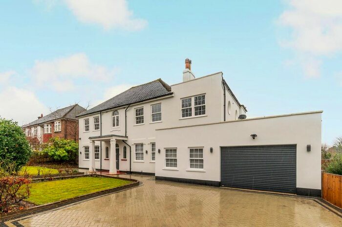 4 Bedroom Terraced House To Rent In Upfield, Croydon, CR0