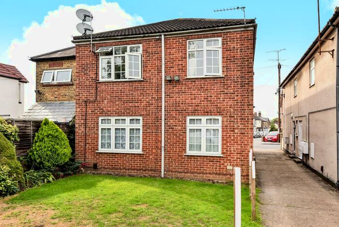 1 Bedroom Apartment To Rent In Hillside, Berkshire, SL1