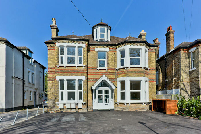 1 Bedroom Flat To Rent In Blyth Road, Bromley, BR1