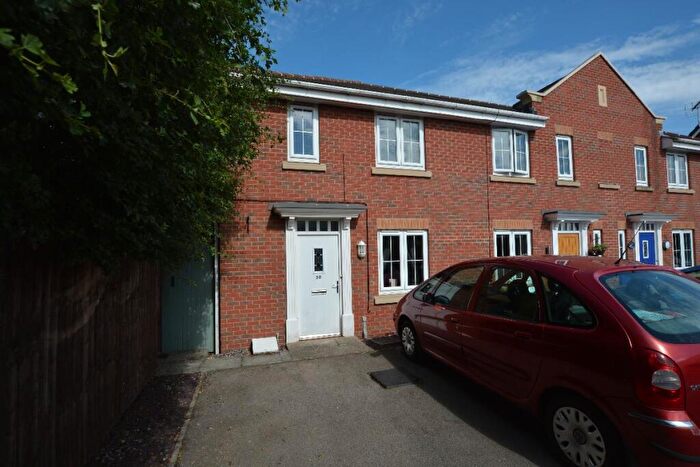 3 Bedroom Semi Detached House To Rent In Roundhouse Crescent, Worksop, S81