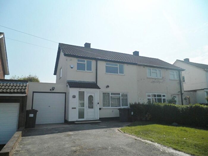 3 Bedroom Semi Detached House To Rent In Newdigate Road, Sutton Coldfield, B75