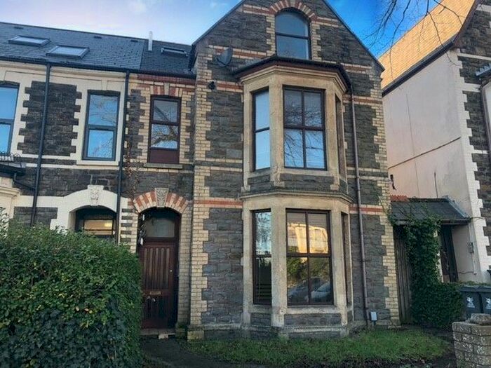 2 Bedroom Flat To Rent In Richmond Road, Cathays, Cardiff CF24