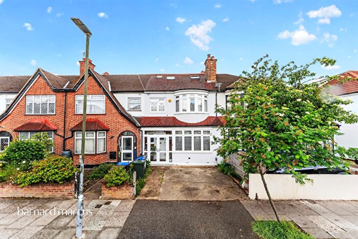 4 Bedroom Terraced House For Sale In Edgehill Road, Mitcham, CR4