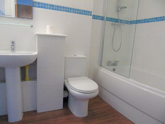 2 Bedroom Apartment For Sale In The Tanneries, Glastonbury, BA6