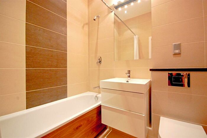 1 Bedroom Flat To Rent In Thrawl Street, Spitalfields, E1