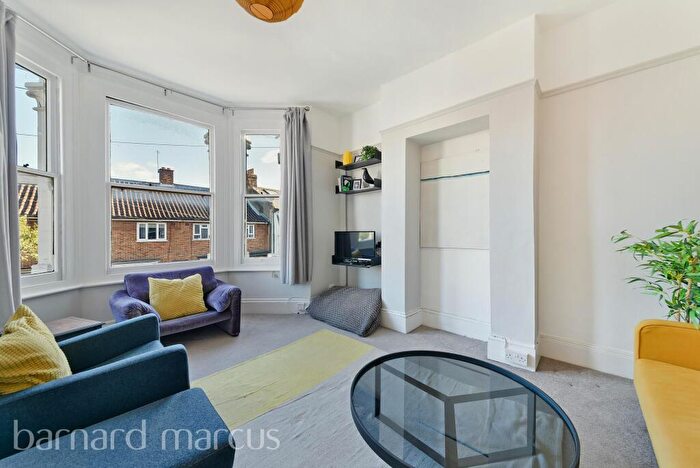 1 Bedroom Flat To Rent In Lavender Sweep, London, SW11