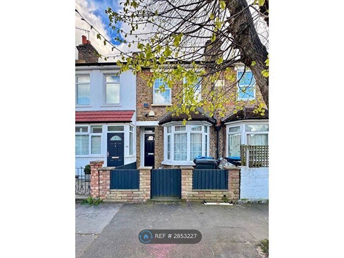 3 Bedroom Terraced House To Rent In Northbrook Road, Croydon, CR0