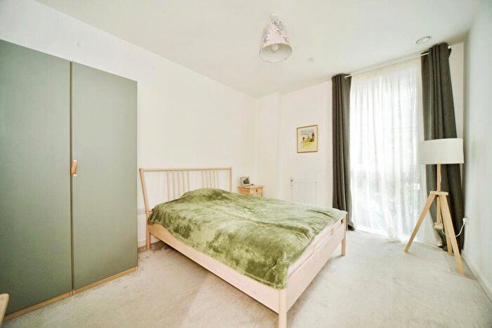 2 Bedroom Apartment To Rent In Chamberlain Court, Ironworks Way, Upton Park, E13
