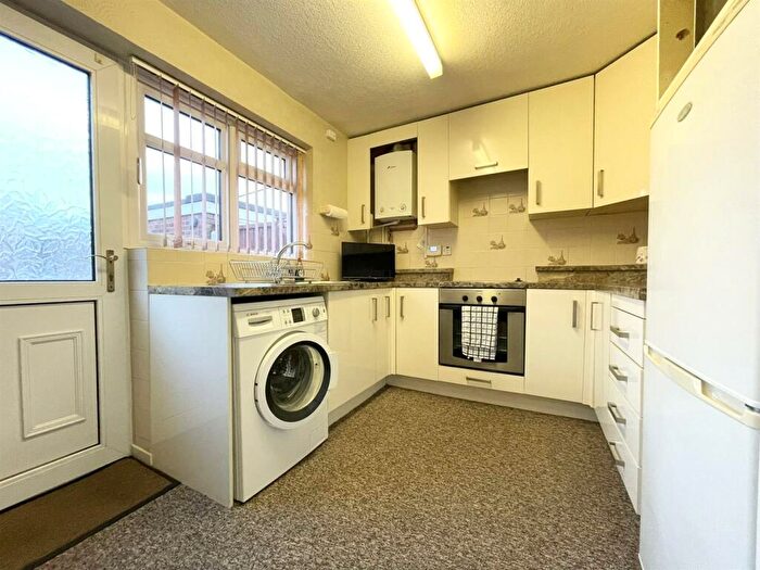 2 Bedroom Semi-Detached Bungalow For Sale In Sywell Drive, Wigston, LE18