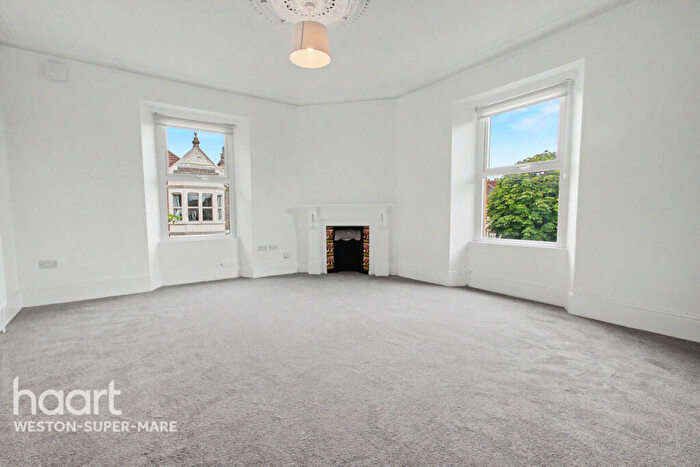 2 Bedroom Flat To Rent In Severn Avenue, Weston-Super-Mare, BS23