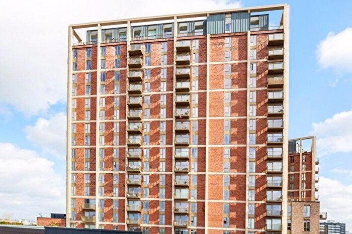 1 Bedroom Apartment For Sale In Local Crescent, Hulme Street, Salford, M5