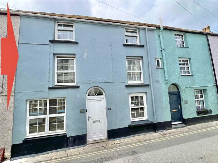 3 Bedroom Terraced House For Sale In Mevagissey, Cornwall, PL26