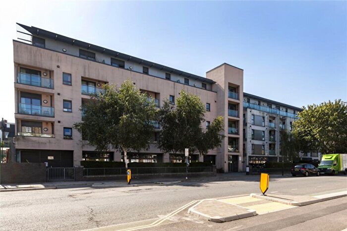 1 Bedroom Apartment To Rent In Drayton Park, London, N5