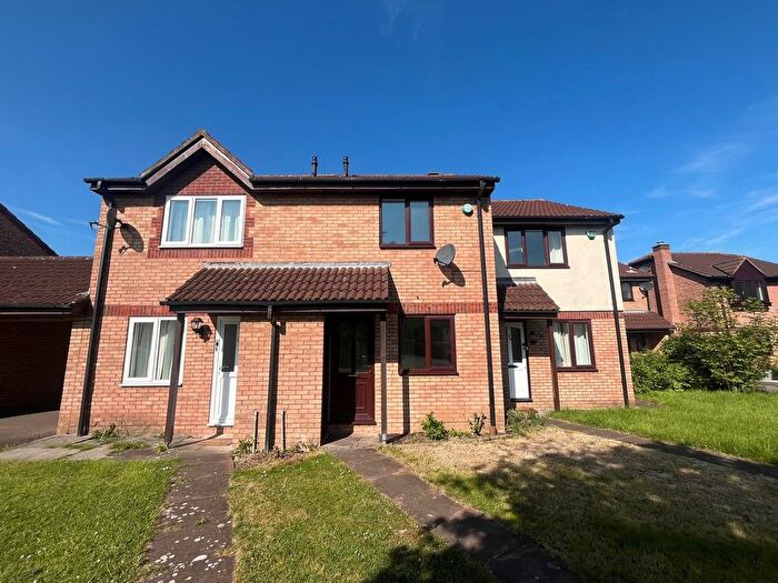 2 Bedroom Terraced House To Rent In Tyne Park, Taunton, TA1