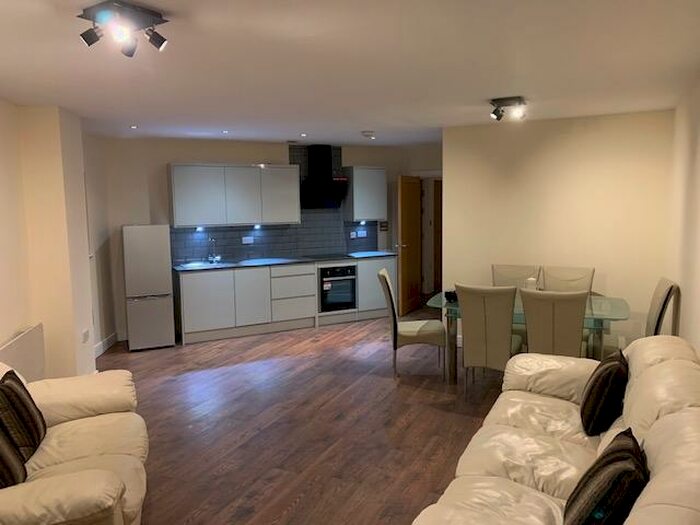 2 Bedroom Apartment To Rent In Altolusso, Cardiff, CF10
