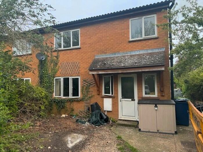 3 Bedroom Semi-Detached House For Sale In Primrose Walk, Little Gransden, Sandy, Cambridgeshire, SG19