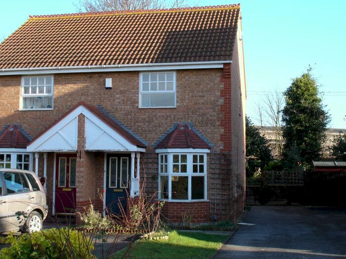 2 Bedroom Semi-Detached House To Rent In Lodge Close, Huntingdon, PE29