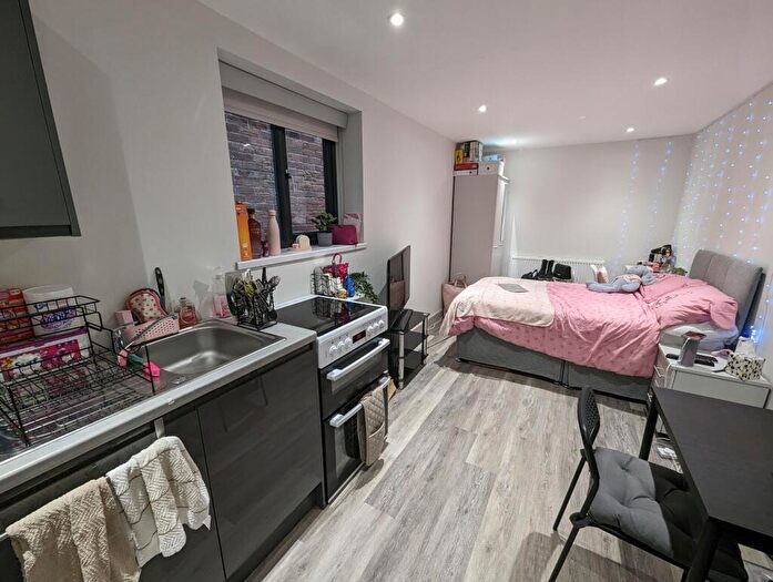 Studio To Rent In Studio, Filton Road, Hambrook, Bristol, BS16